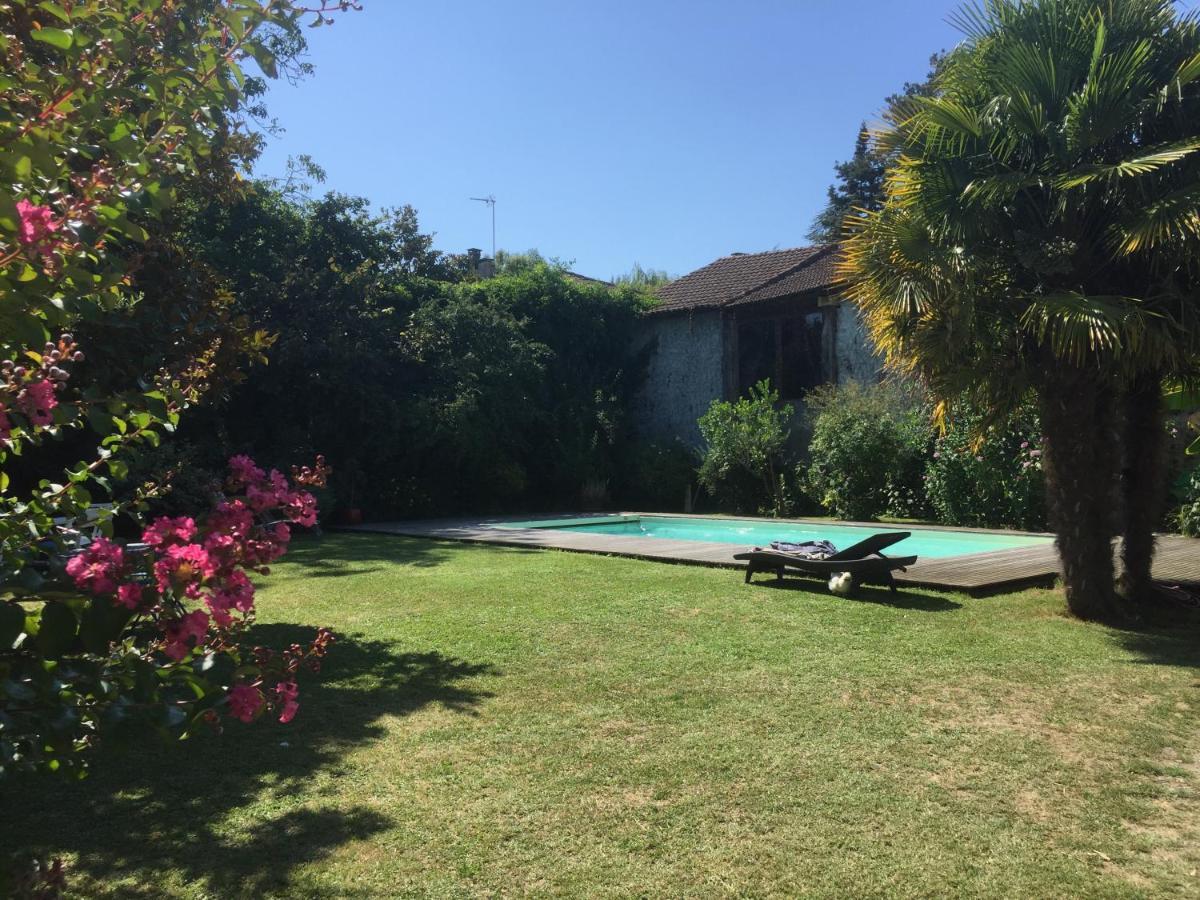 La Tuilerie Villa Vic-Fezensac Exteriör bild